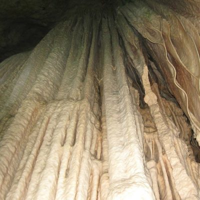 Cave of lakes private day tour