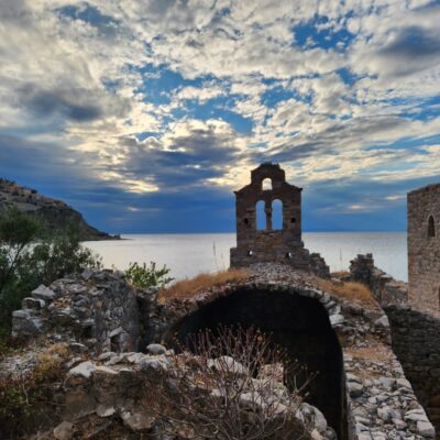MANI LIMENI